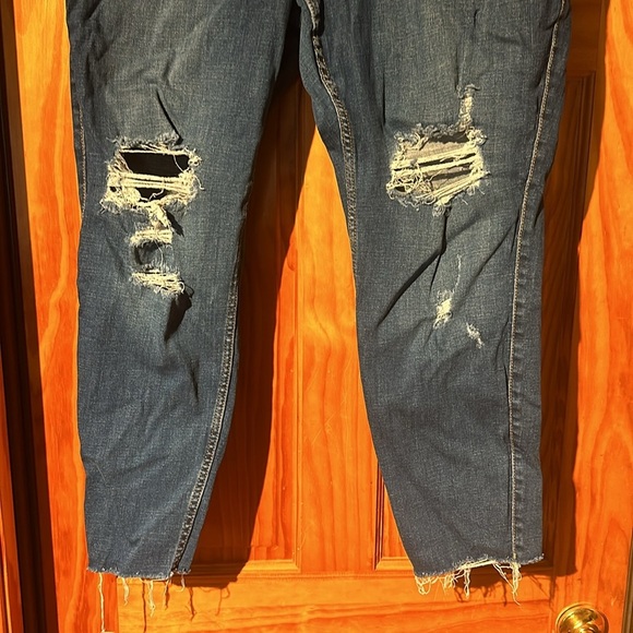 Old navy jeans - Picture 2 of 5